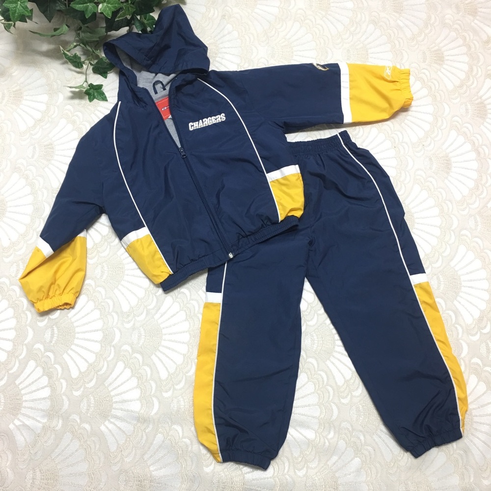 CLOSING CLOSET 🆘 NFL Chargers Track Suit